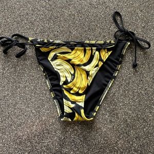 Pink Side-tie Bikini. Size Medium